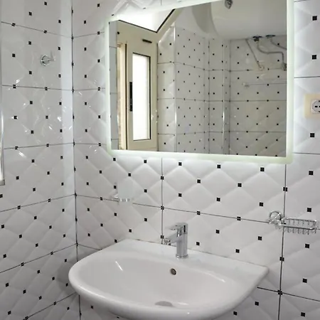 Apartament Qetesia