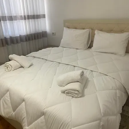 Apartament Qetesia Apartament Zhaban